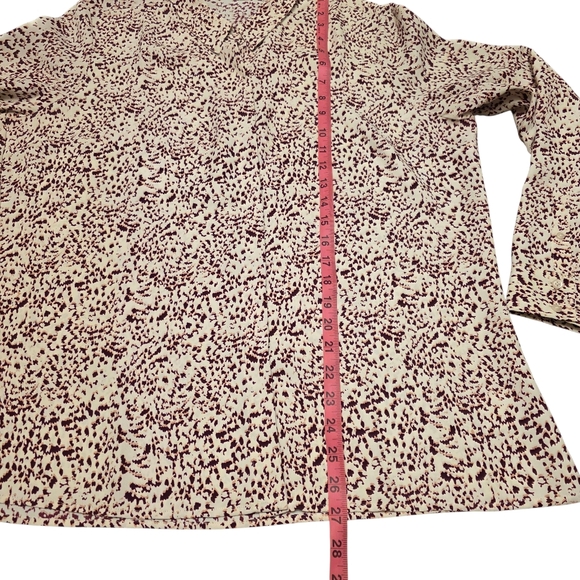 Express Poerofini Women's White and Maroon Patterned Blouse Size L - Picture 8 of 13
